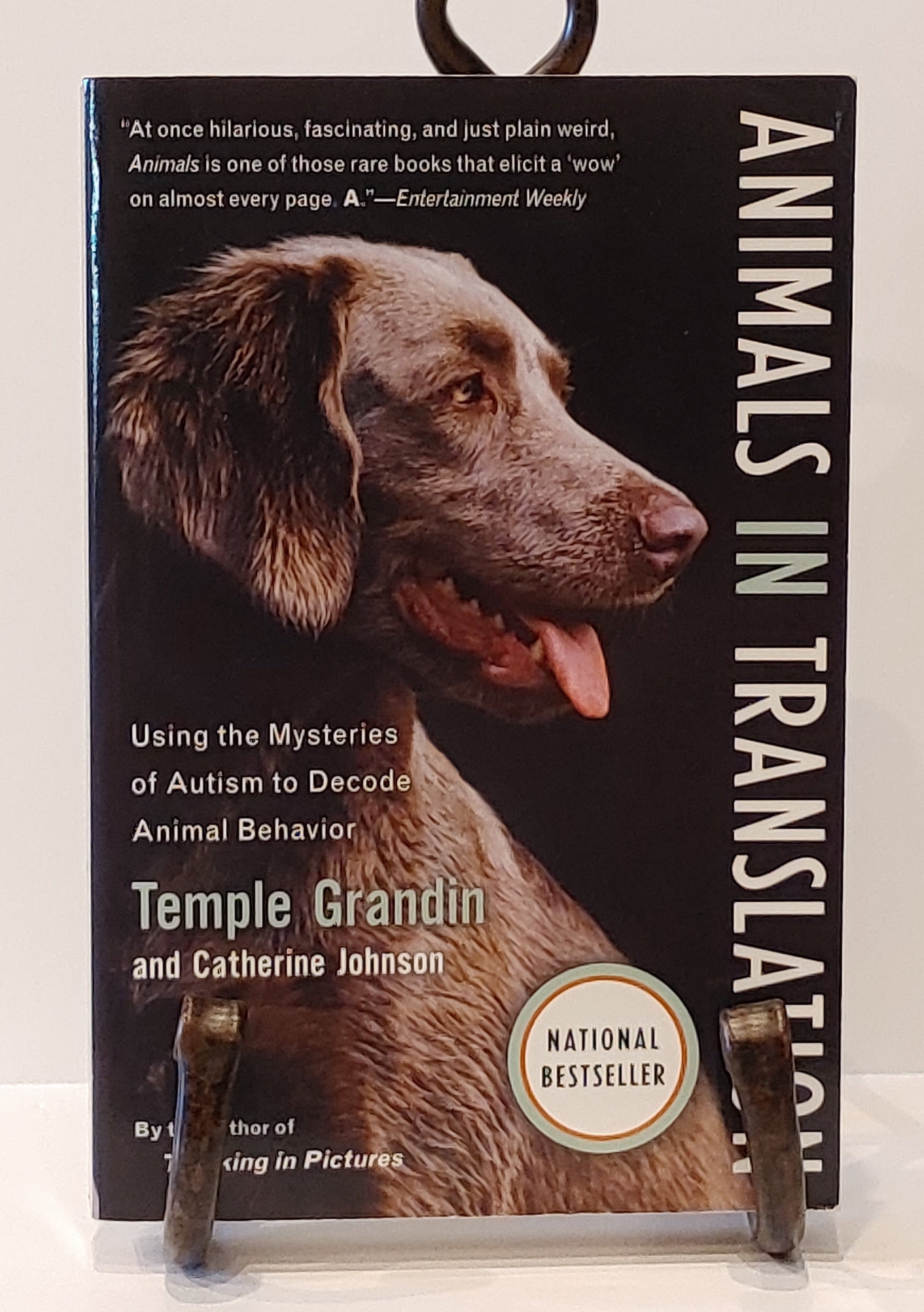 Animals In Translation: using the Mysteries of Autism to Decode Animal Behavior